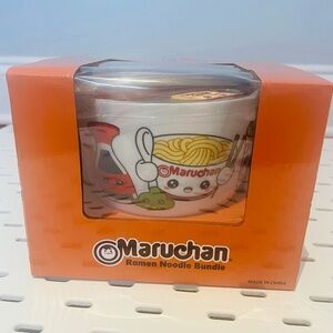 NEW Maruchan Ramen Noodle Bowl Bundle With Chopsticks Sticks Holder & Soup Spoon